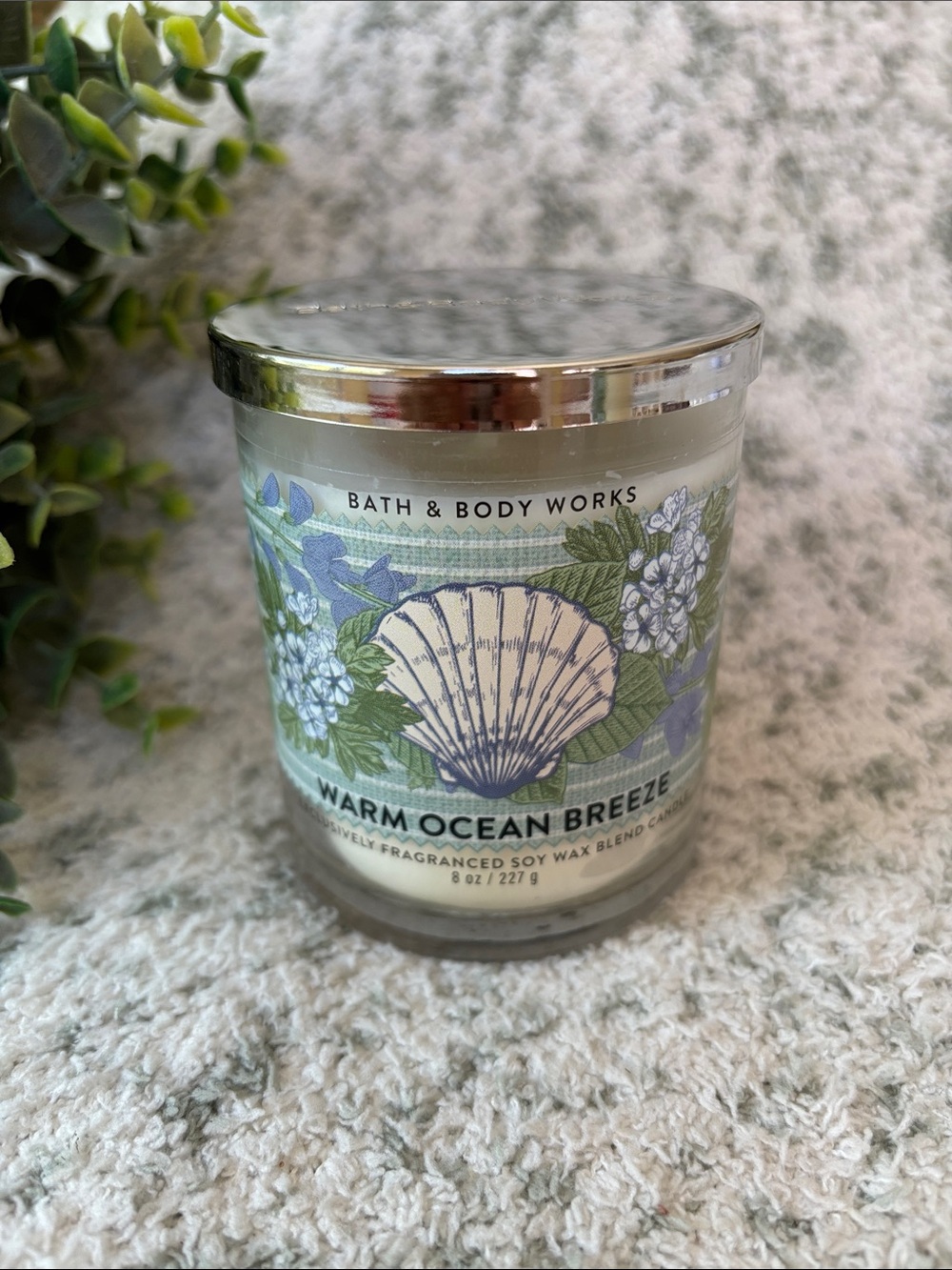 Bath & Body Works Warm Ocean Breeze Scented Candle NWT 8oz.
